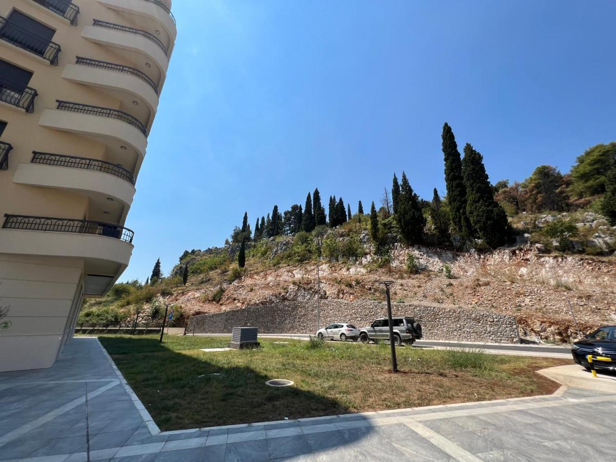 Green Hills By Rent A Car Mi Podgorica Exterior photo